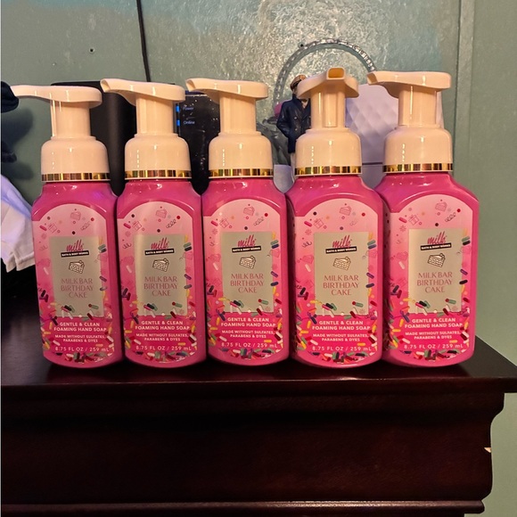 Bath & Body Works Other - Bath & Body Works Birthday Cake Foaming Hand Soap - Pink (5)